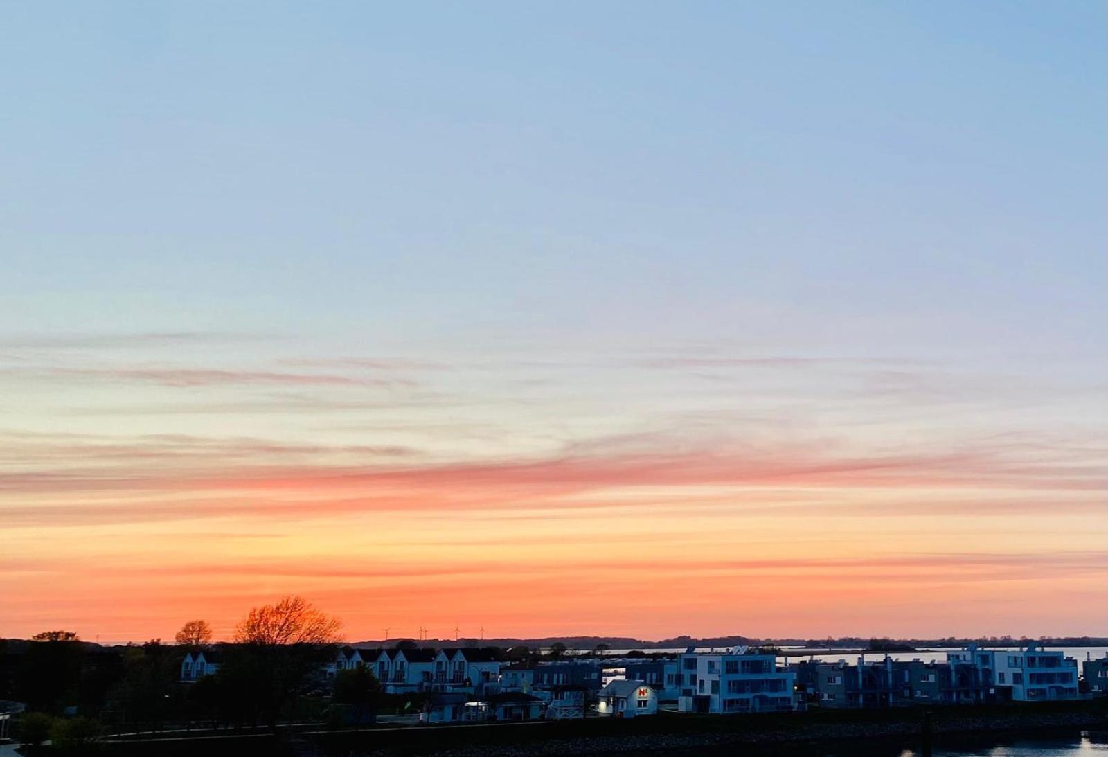 Waterkant คัพเพล์น ภายนอก รูปภาพ